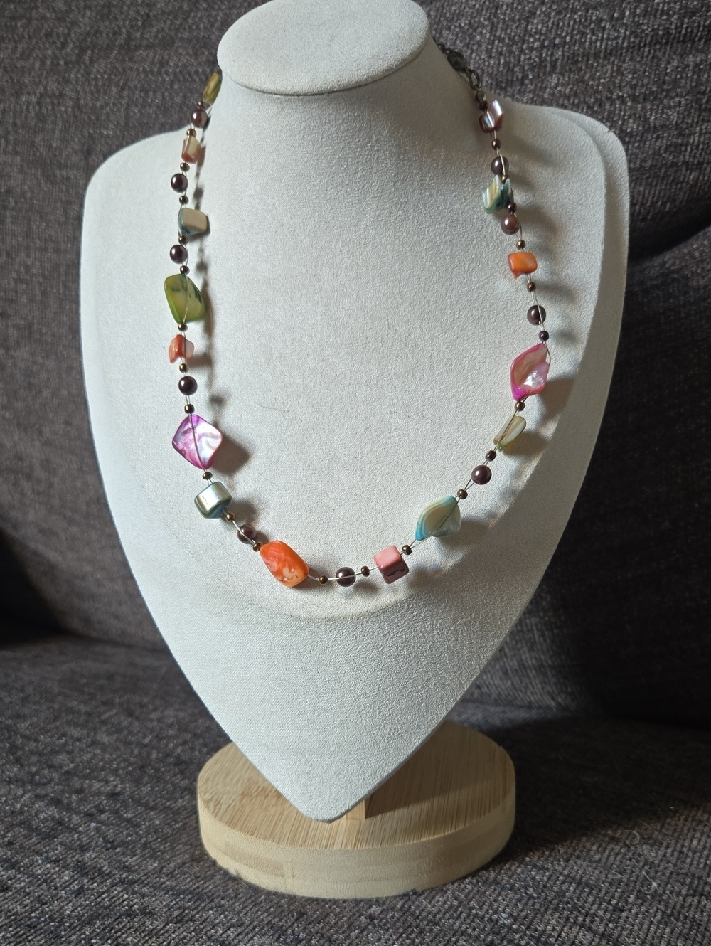 Vintage Multicolor Blister Pearl And Freshwater Brown Pearl Wire Necklace 💫